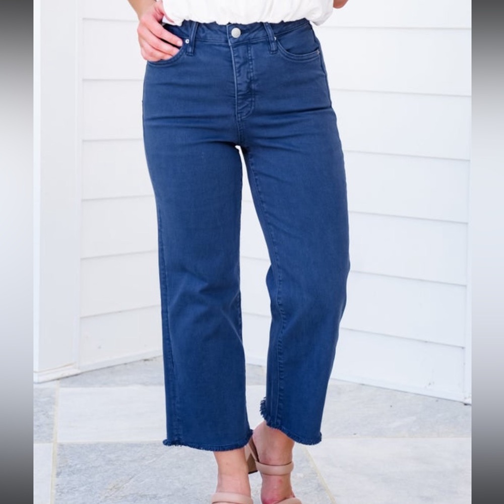NWT RFM High Rise Cropped Wide Leg Slate Blue Jeans 3/26